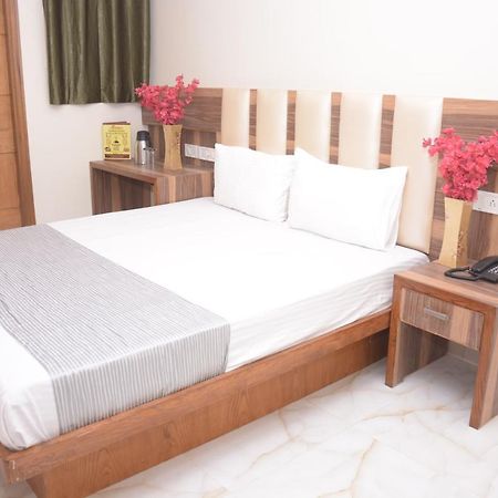 Hotel Golden Oasis - A Well Hygiene Property Paharganj Ngoại thất bức ảnh