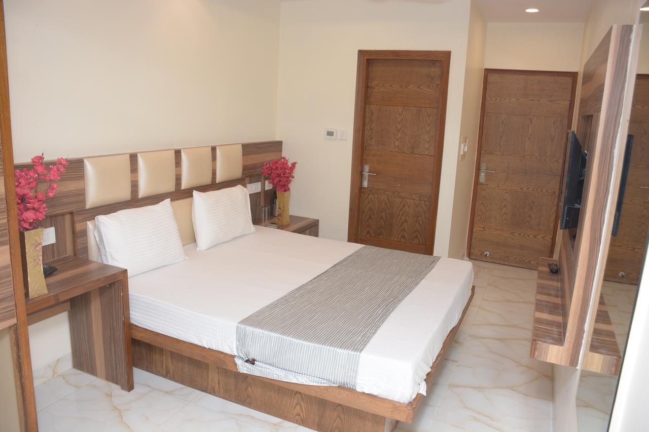 Hotel Golden Oasis - A Well Hygiene Property Paharganj Ngoại thất bức ảnh