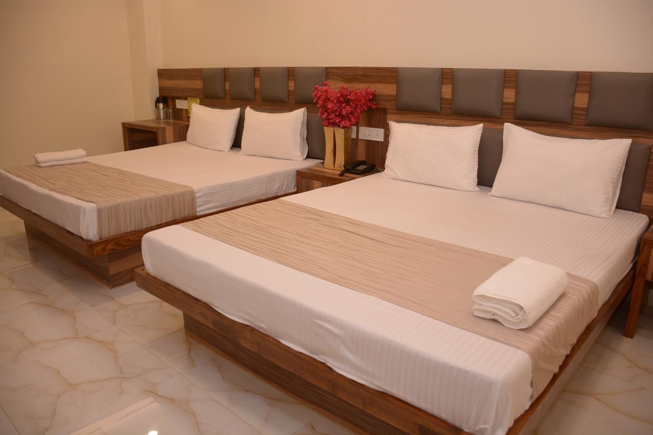 Hotel Golden Oasis - A Well Hygiene Property Paharganj Ngoại thất bức ảnh