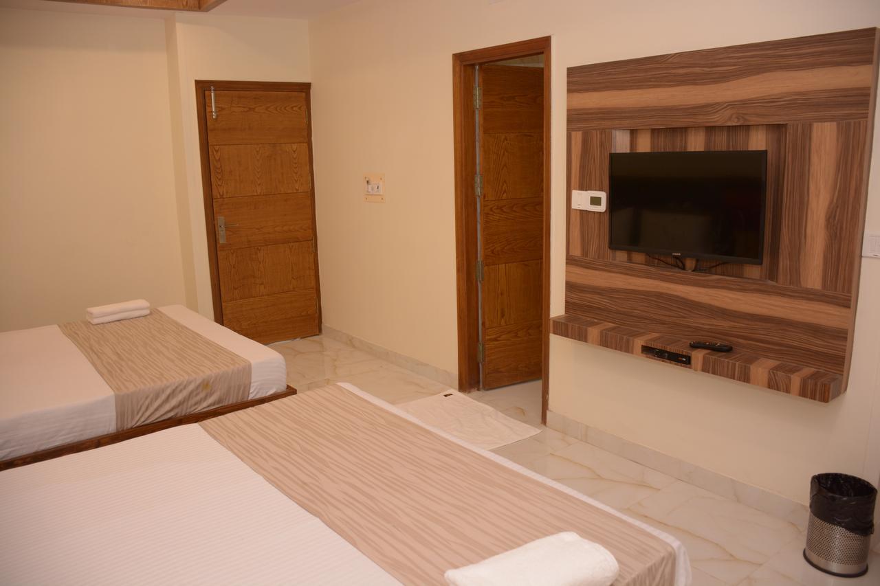 Hotel Golden Oasis - A Well Hygiene Property Paharganj Ngoại thất bức ảnh
