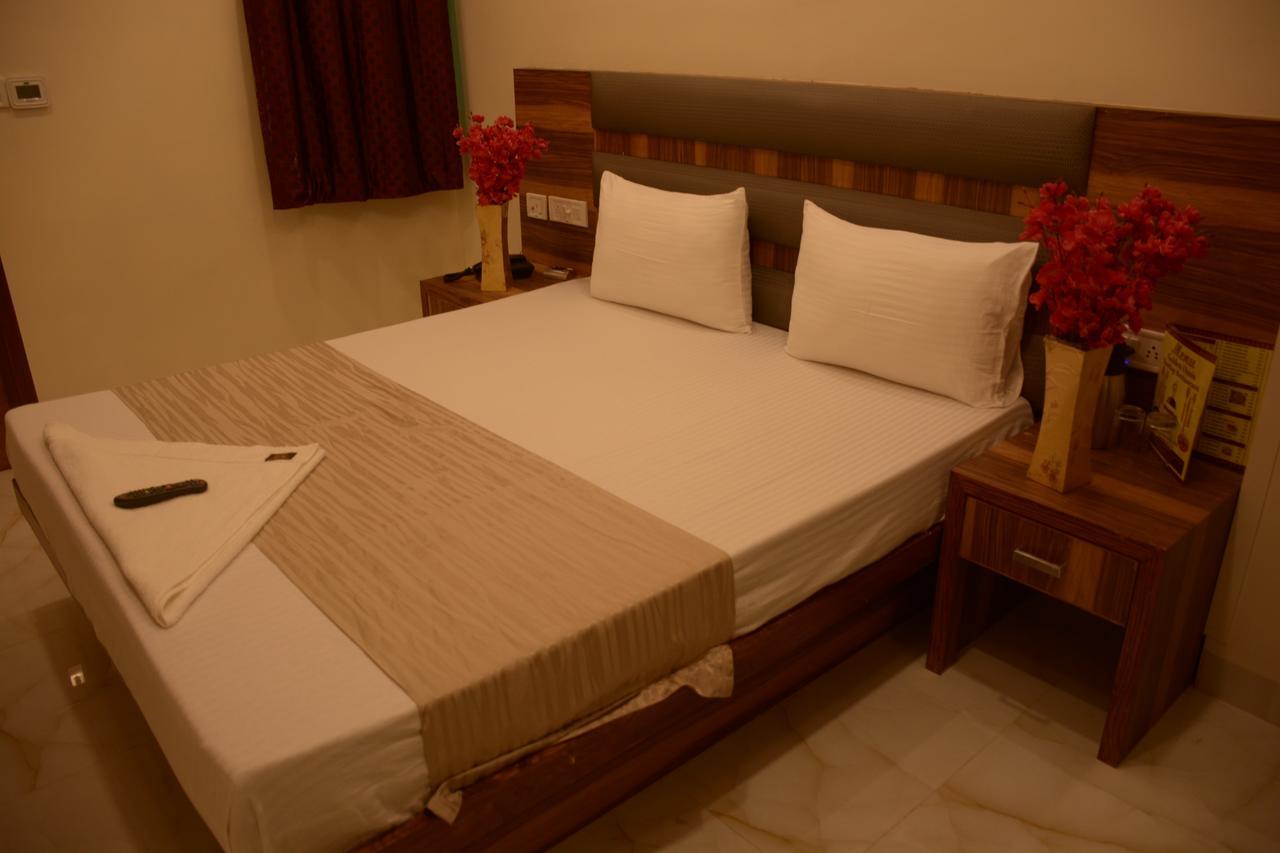 Hotel Golden Oasis - A Well Hygiene Property Paharganj Ngoại thất bức ảnh