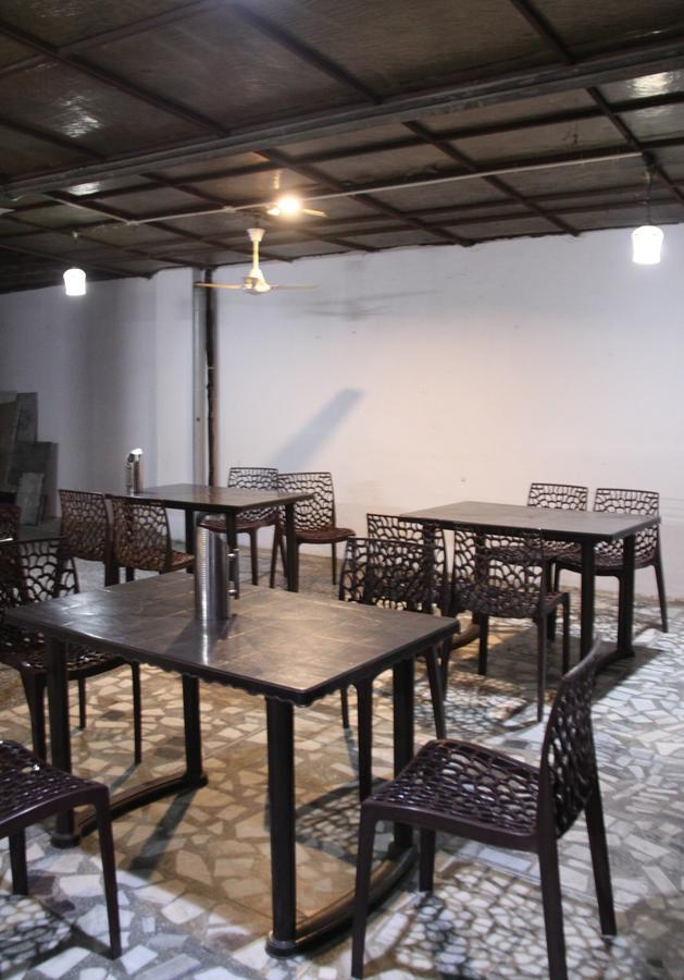 Hotel Golden Oasis - A Well Hygiene Property Paharganj Phòng bức ảnh